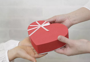 这个冬天不再寒冷兴和云网爱心捐衣活动